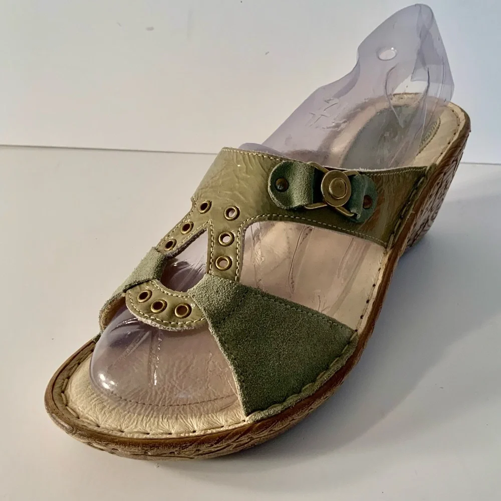 Look new…SPRING STEP… Leather Sandals